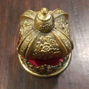Music box brass/velvet